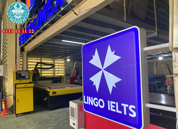 hộp đèn tròn 2 mặt, biển vẫy mica, hộp đèn LED mica, 