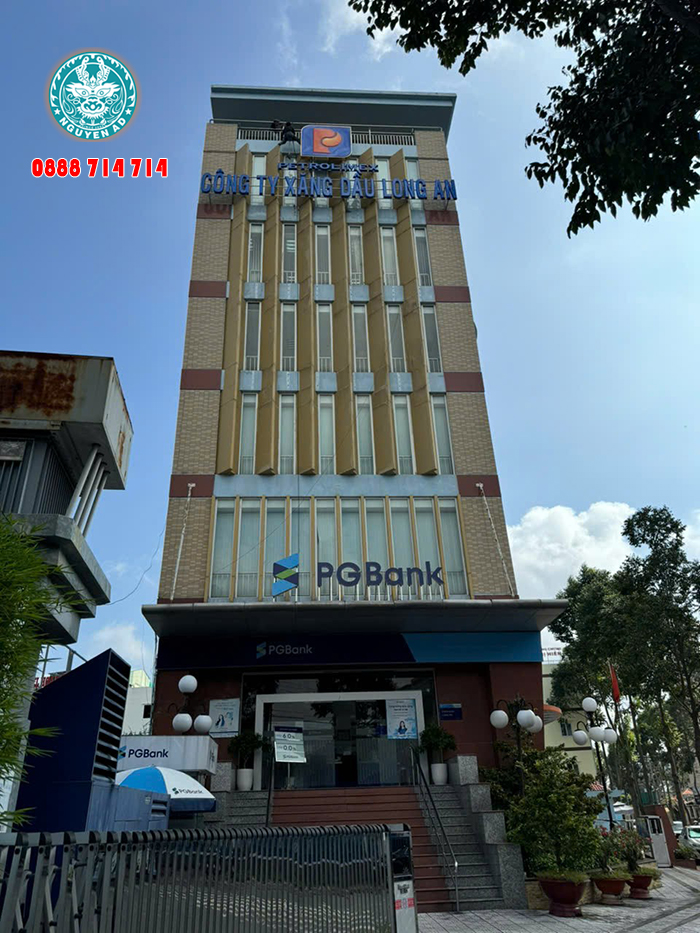 thi công bảng hiệu Petrolimex